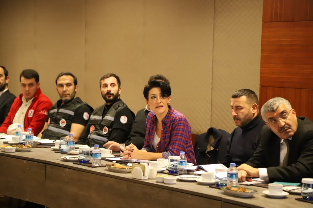 KARTAL’DA, AFET RİSKİ TAKİP İZLEME VE DEĞERLENDİRME TOPLANTISI GERÇEKLEŞTİRİLDİ