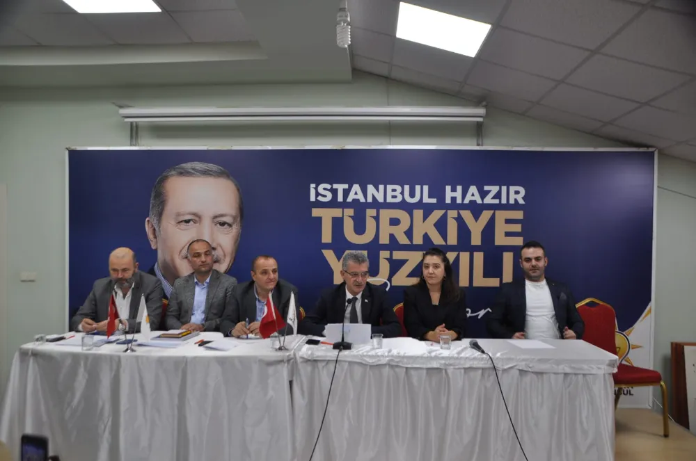 BAŞKAN GÜNDOĞDU: “KARTAL BELEDİYESİ   KARTAL HALKININ MİLYONLARCA LİRASINI  KONSERLERE AKTARMAYA DEVAM EDİYOR.”