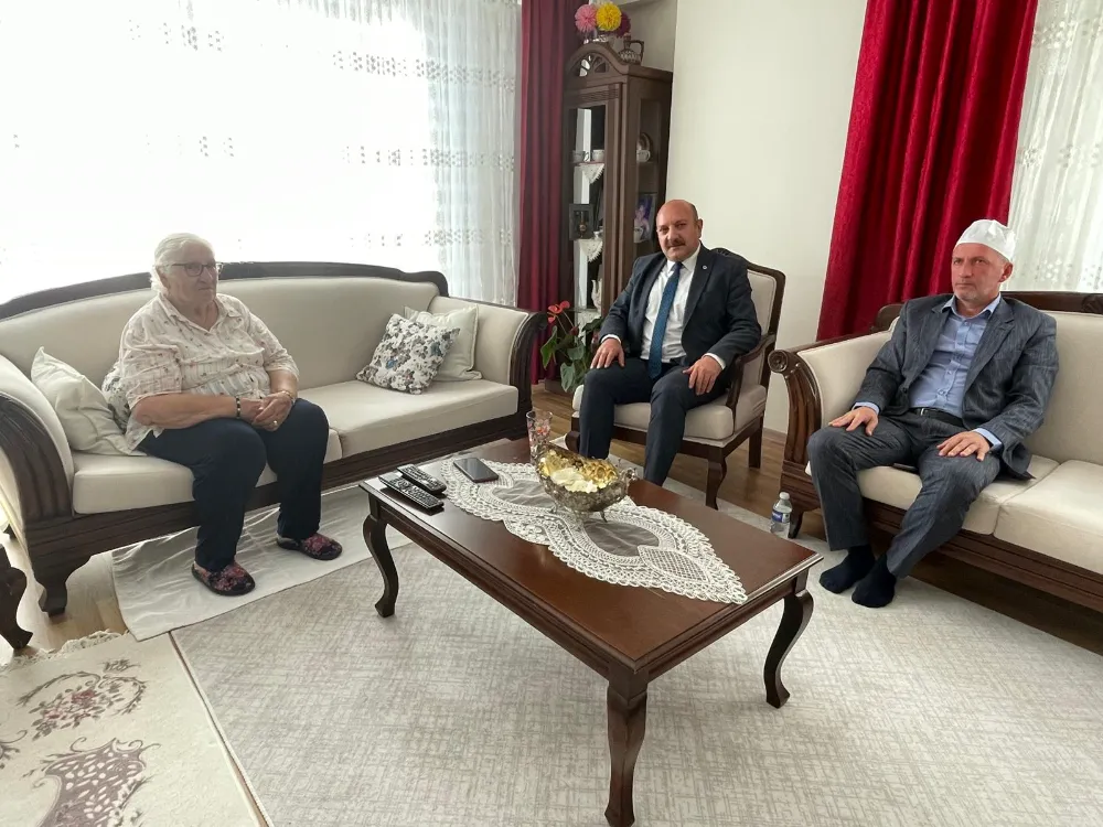 KAYMAKAM ÇAKICI ŞEHİT AİLELELERİNİ ZİYARET ETTİ