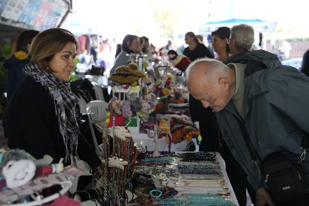 ATMA SAT İKİNCİ EL PAZARI’NDA KADIN EMEĞİ VE GERİ DÖNÜŞÜM EL ELE