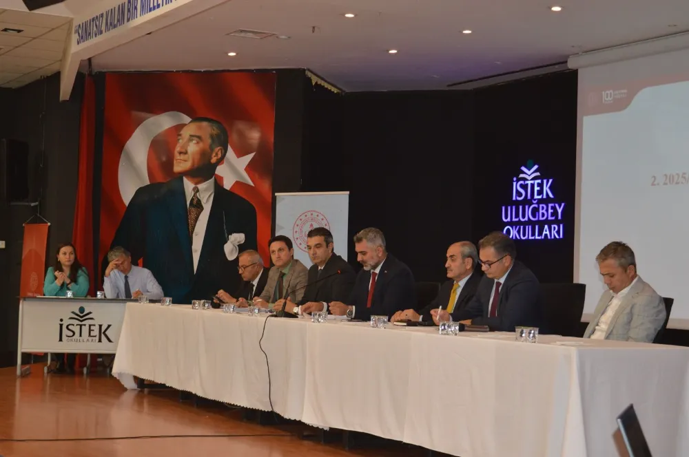 KARTAL’DA RESMÎ OKUL VE KURUM MÜDÜRLERİ TOPLANTISI GERÇEKLEŞTİRİLDİ