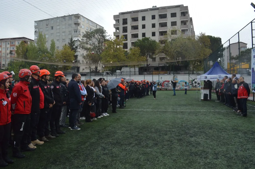 KARTAL’DA TSUNAMİ EĞİTİMİ VE TATBİKATI YAPILDI
