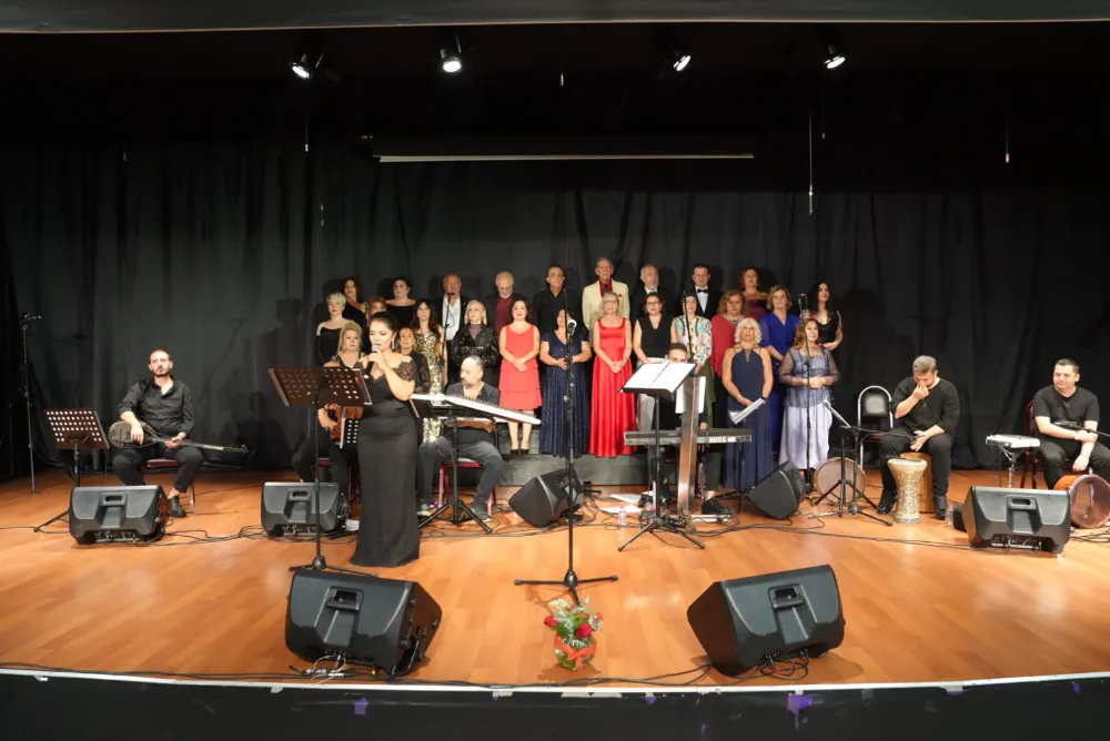 ADNAN KOÇ MÜZİK TOPLULUĞU KARTAL’DA SANATSEVERLERİ BULUŞTURDU