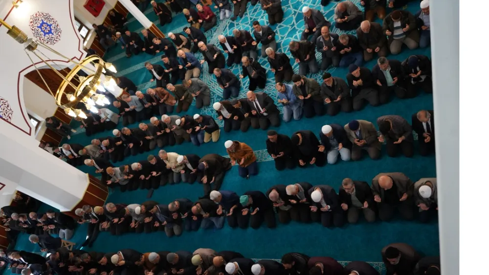  ŞEHİT VE VEFAT EDEN ÖĞRETMENLER İÇİN DUA VE KUR’AN-I KERİM TİLAVETİ