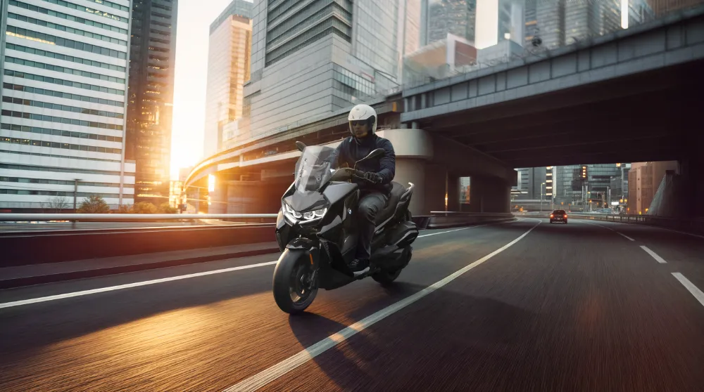 BMW C 400 GT VE BMW C 400 X  TÜRKİYE’DE YOLLARA ÇIKTI