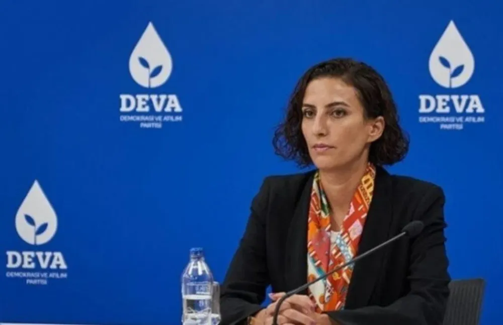 DEVA PARTİSİ’NDE YAPRAK DÖKÜMÜ: İKİ MİLLETVEKİLİ DAHA İSTİFA ETTİ