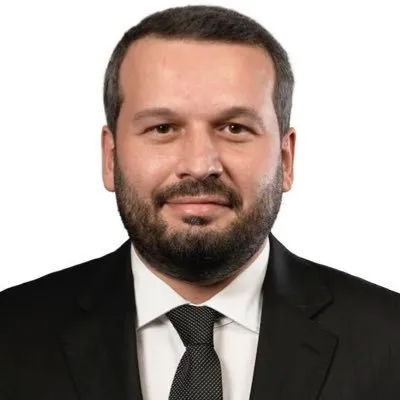  ERDEM DEMİR GÖREVİNDEN AYRILDI