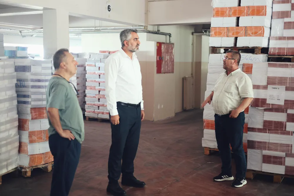 KARTAL’DA YENİ EĞİTİM ÖĞRETİM YILI İÇİN DERS KİTABI HAZIRLIKLARI SÜRÜYOR