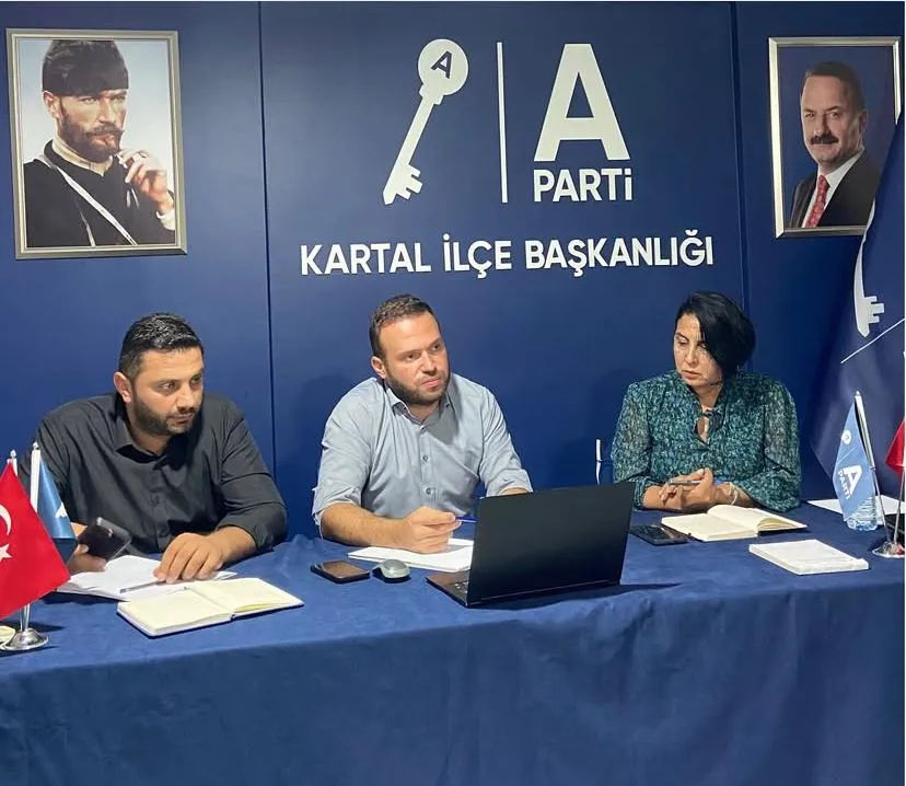 ANAHTAR PARTİ KARTAL İLÇE BAŞKANI YUNUS ŞAHİN’DEN TOPLU ULAŞIM ZAMMINA TEPKİ